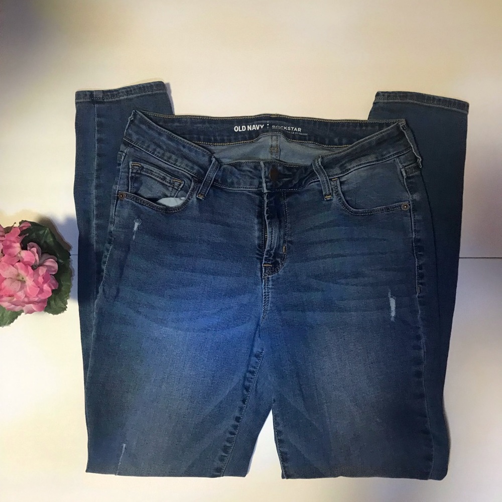 3/$20 - Old Navy Rockstar Mid Rise Jeans 👖💕💕